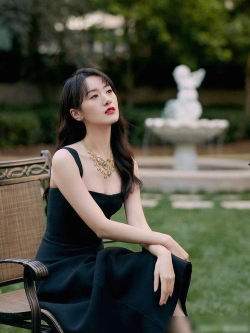 娱乐圈爆料君袁冰妍,娱乐圈爆料君的神秘面纱 第2张 娱乐圈爆料君袁冰妍,娱乐圈爆料君的神秘面纱 第2张